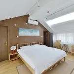 Liuru Xiaozhu Villa